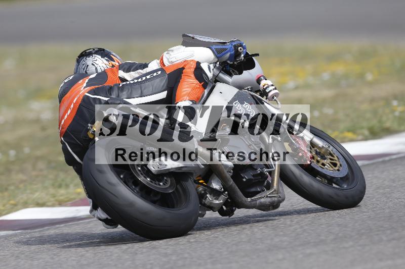 /37 09.08.2026  Pluess Motosport ADR/Freies Fahren/33